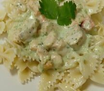 Паста с форелью в сливочном соусе