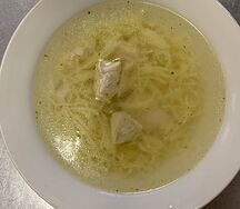 Куриный бульон с вермишелью