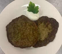 Оладушки из куриной печени со сметаной