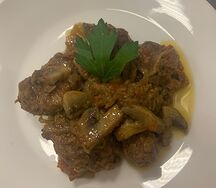 Куриная печень Форрестер с томатами и грибами