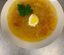 Щи из свежей капусты со свининой