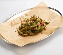 Бобы эдамаме в пряном соусе