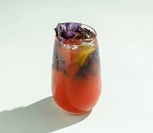 Холодный чай Клубника-личи