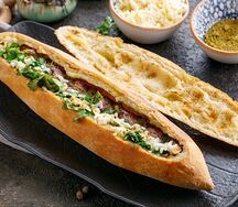 Люля-кебаб из курицы в тесте