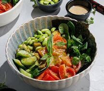 Поке с соусом мята-базилик