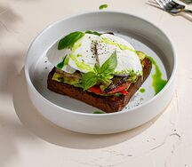 Сэндвич с моцареллой