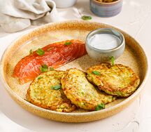 Оладьи из кабачков с лососем