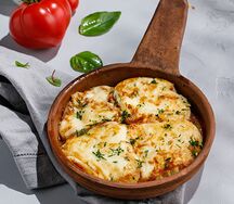 Жареный копченый сыр сулугуни 