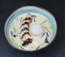 Сливочный суп с угрем