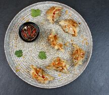 Жаренные пельмени гедза с креветками