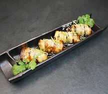 Рулетики из баклажанов с курицей