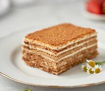 Пирожное Медовик