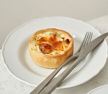 Киш с куриным филе и шампиньонами