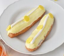Эклер лимонный