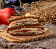 Сэндвич с ветчиной и сыром