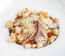 Цезарь с подкопчённой утиной грудкой