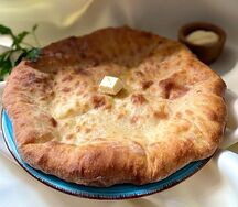 Осетинский пирог с сыром и картофелем (Картофджын)