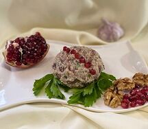 Пхали из красной фасоли с орехами по-грузински