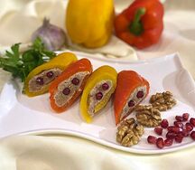 Перец болгарский с орехами по-грузински