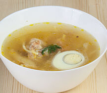 Суп с лапшой и яйцом