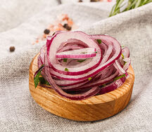 Лук маринованный