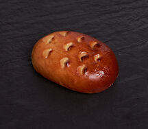 Пирожок с яблоком