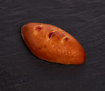 Пирожок с вишней