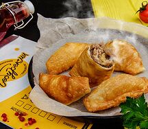 Мини-чебуреки с говядиной и свининой