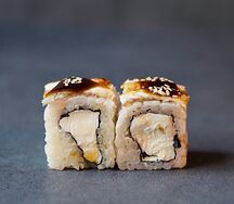 Ролл Филадельфия с угрем