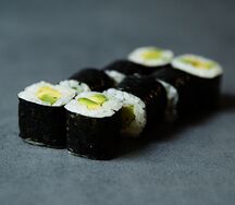 Мини-ролл с авокадо