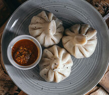 Хинкали с грибами и луком