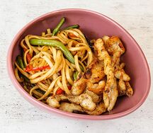 Яичная лапша с курицей