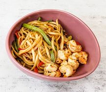 Яичная лапша с креветками