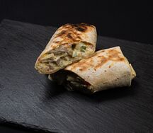 Шаверма с курицей острая