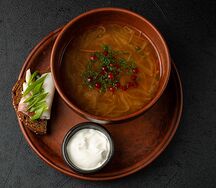 Щи из квашеной капусты с говядиной