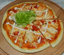 Пицца Цезарь с курицей