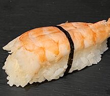 Суши с креветкой
