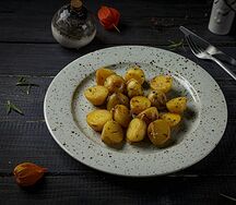 Мини-картофель с розмарином