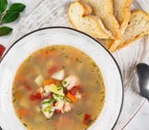 Уха по-царски из осетра и лосося