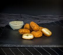 Сырные медальоны Моцарелла с халапеньо