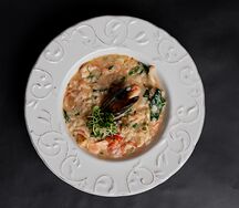 Ризотто с морепродуктами и пармезаном