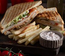 Клаб-сет с курицей и беконом
