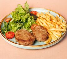 Котлеты по-домашнему с картофелем фри