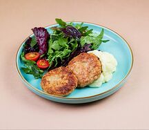 Куриные котлетки на подушке из пюре