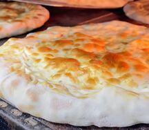 Осетинский пирог с картофелем и сыром