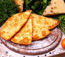 Чебурек с сыром и картофелем