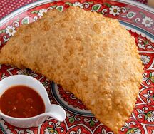 Чебурек с цыплёнком