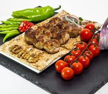 Люля-кебаб из курицы с орехами