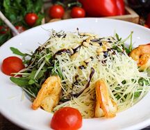 Руккола с креветками
