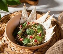 Бабагануш с чипсами